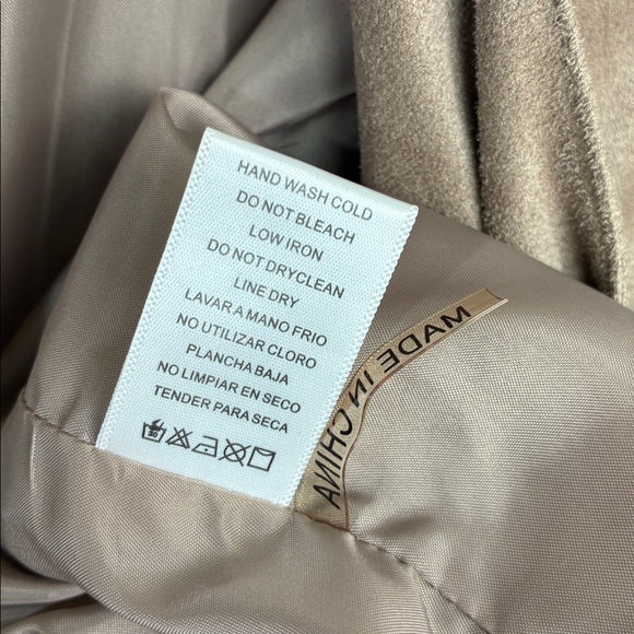 Bajee Collection Jacket - Picture 6 of 6